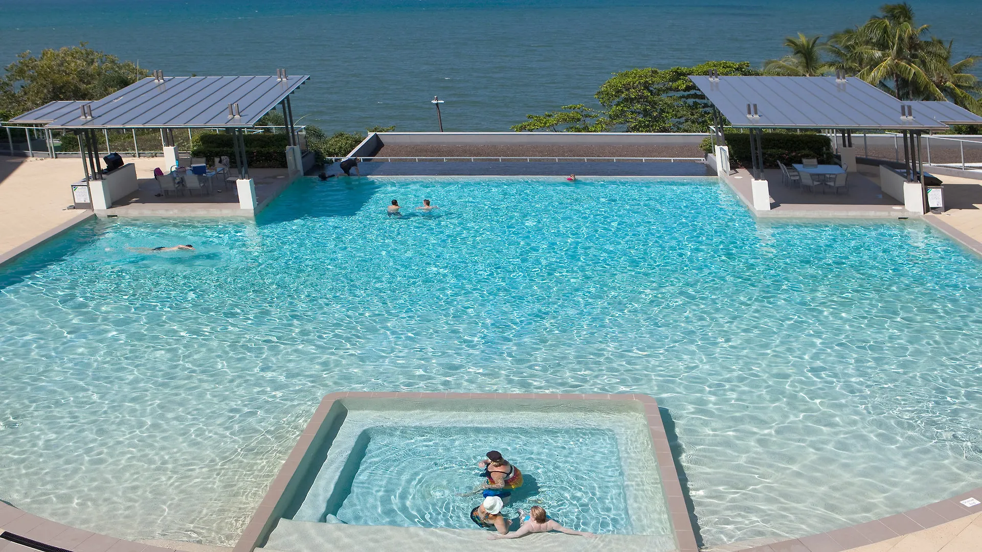 Vue Apartments Trinity Beach