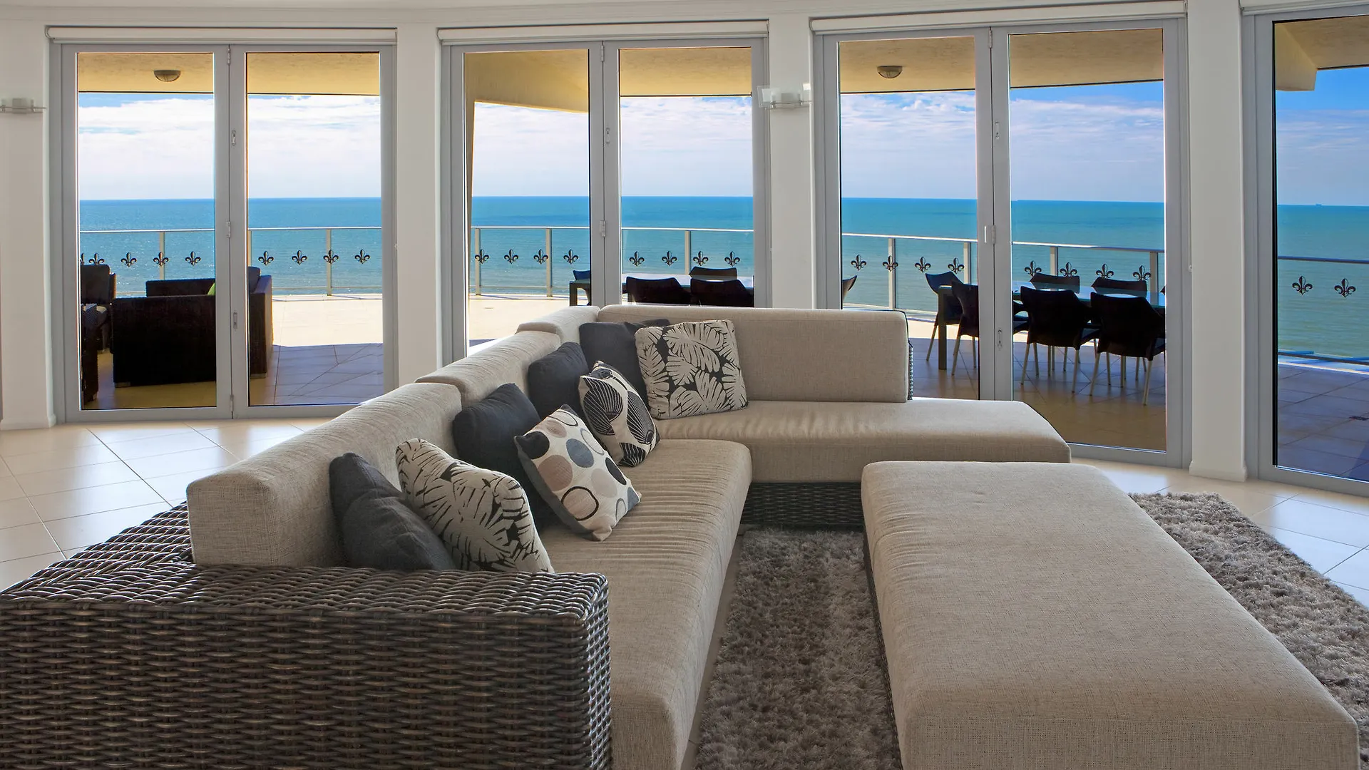 Vue Apartments Trinity Beach Australia